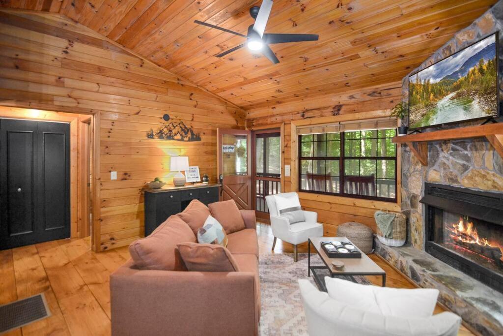 Peaceful Nature Getaway- With Hot Tub & Fire Pit Blue Ridge Zewnętrze zdjęcie