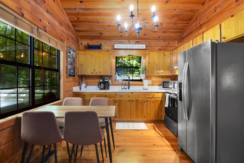 Peaceful Nature Getaway- With Hot Tub & Fire Pit Blue Ridge Zewnętrze zdjęcie