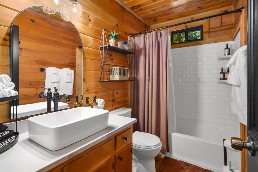 Peaceful Nature Getaway- With Hot Tub & Fire Pit Blue Ridge Zewnętrze zdjęcie